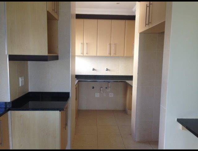 2 BEDROOM APARTMENT FOR SALE IN LA LUCIA RIDGE